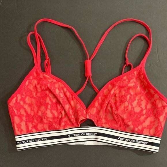 Victoria’s Secret Strappy Back Unlined Bralette bra lace red Medium - Picture 1 of 3